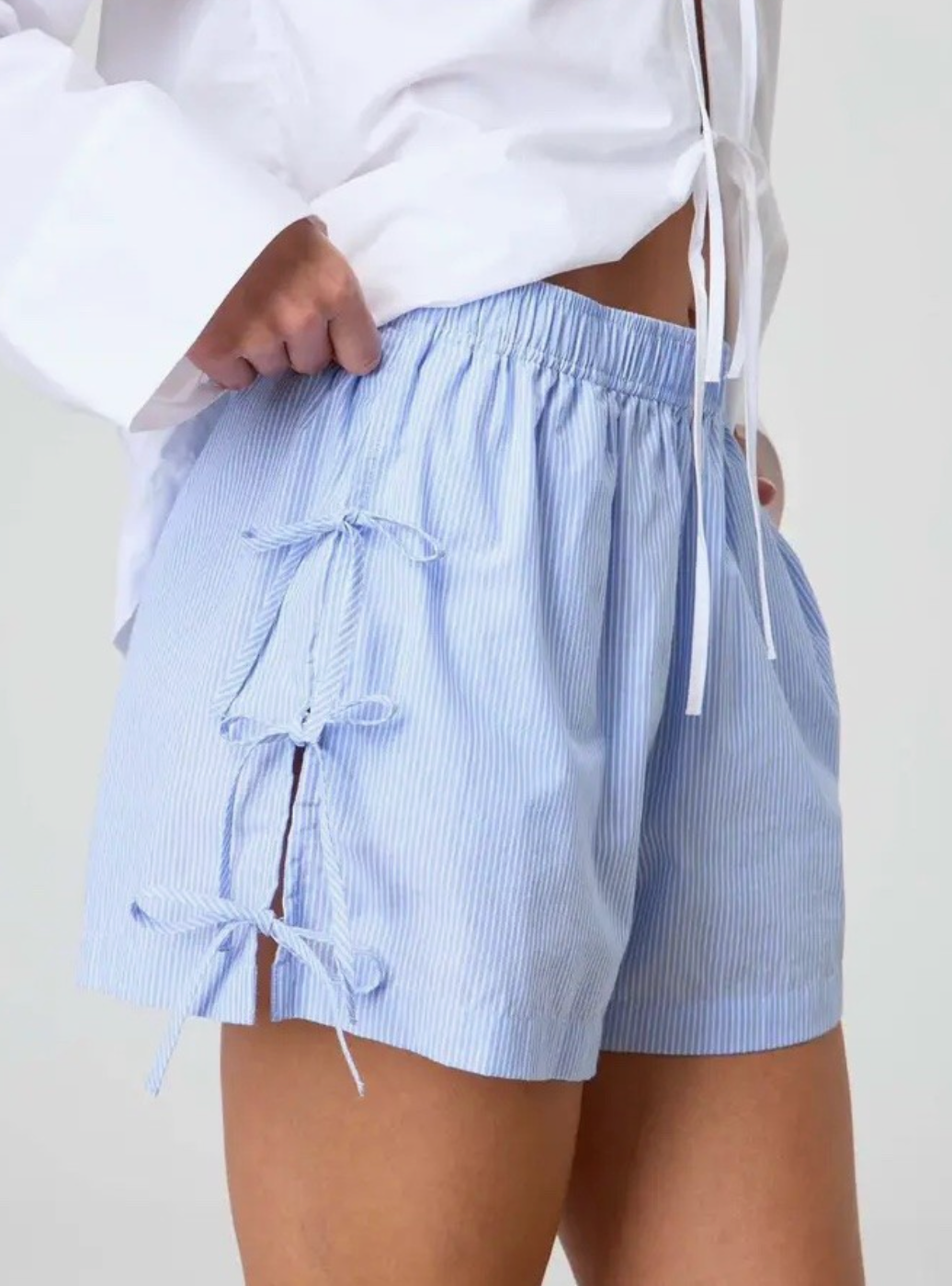 MISS SPARKLING BAILEY BOW SHORTS