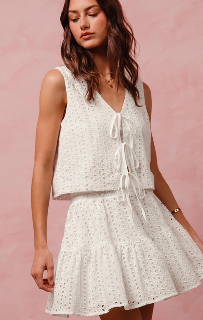 SO ME TAYLOR TIE IT UP TOP