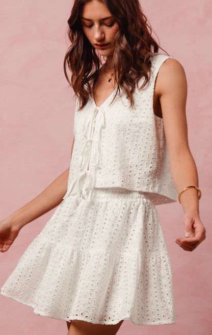 SO ME TAYLOR TIE IT UP TOP