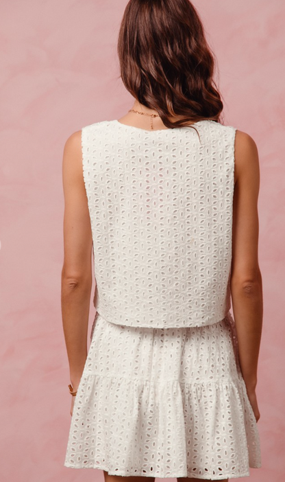 SO ME TAYLOR TIE IT UP TOP