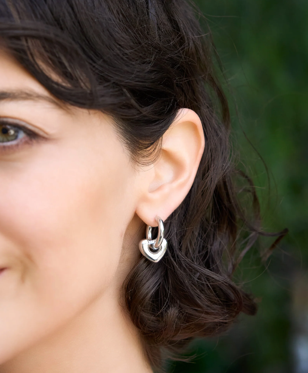 PETER + JUNE SKIP A BEAT HOOPS