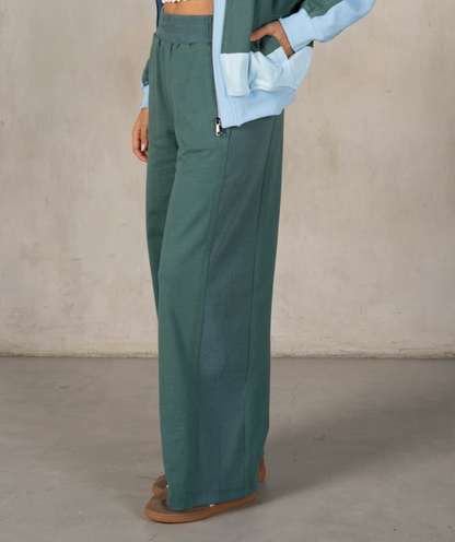 LA BIZ GREEN GIRLY SWEATPANTS