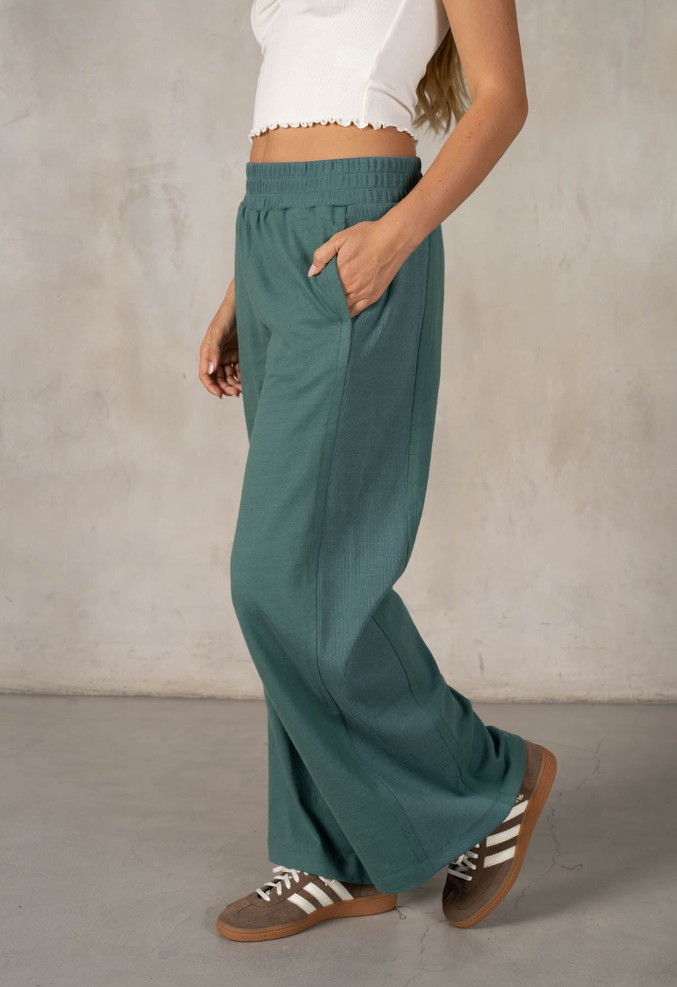 LA BIZ GREEN GIRLY SWEATPANTS