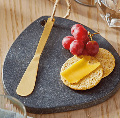 TAG TEARDROP SERVING BOARD WITH SPREADER