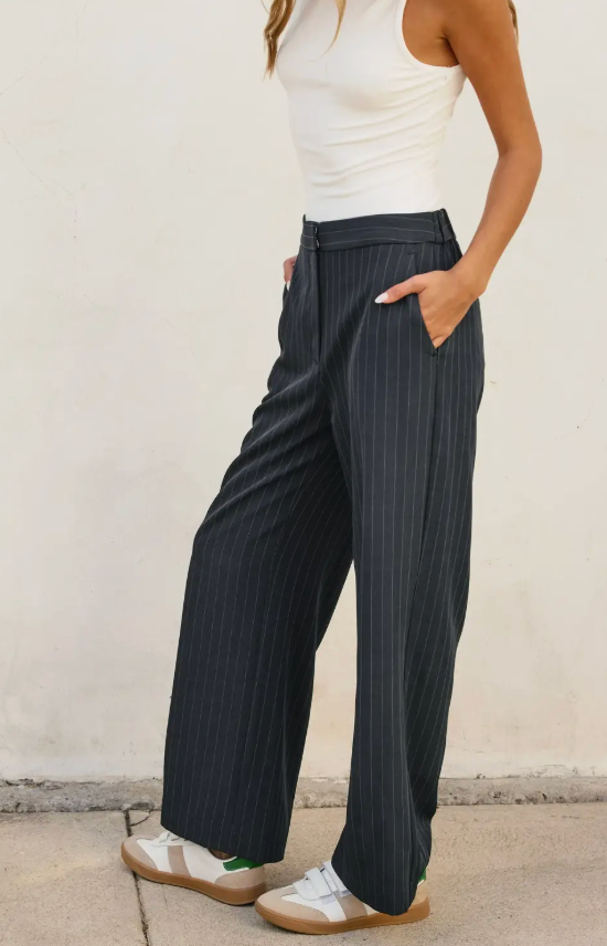DRESS FORUM PATTY PINSTRIPED PANT