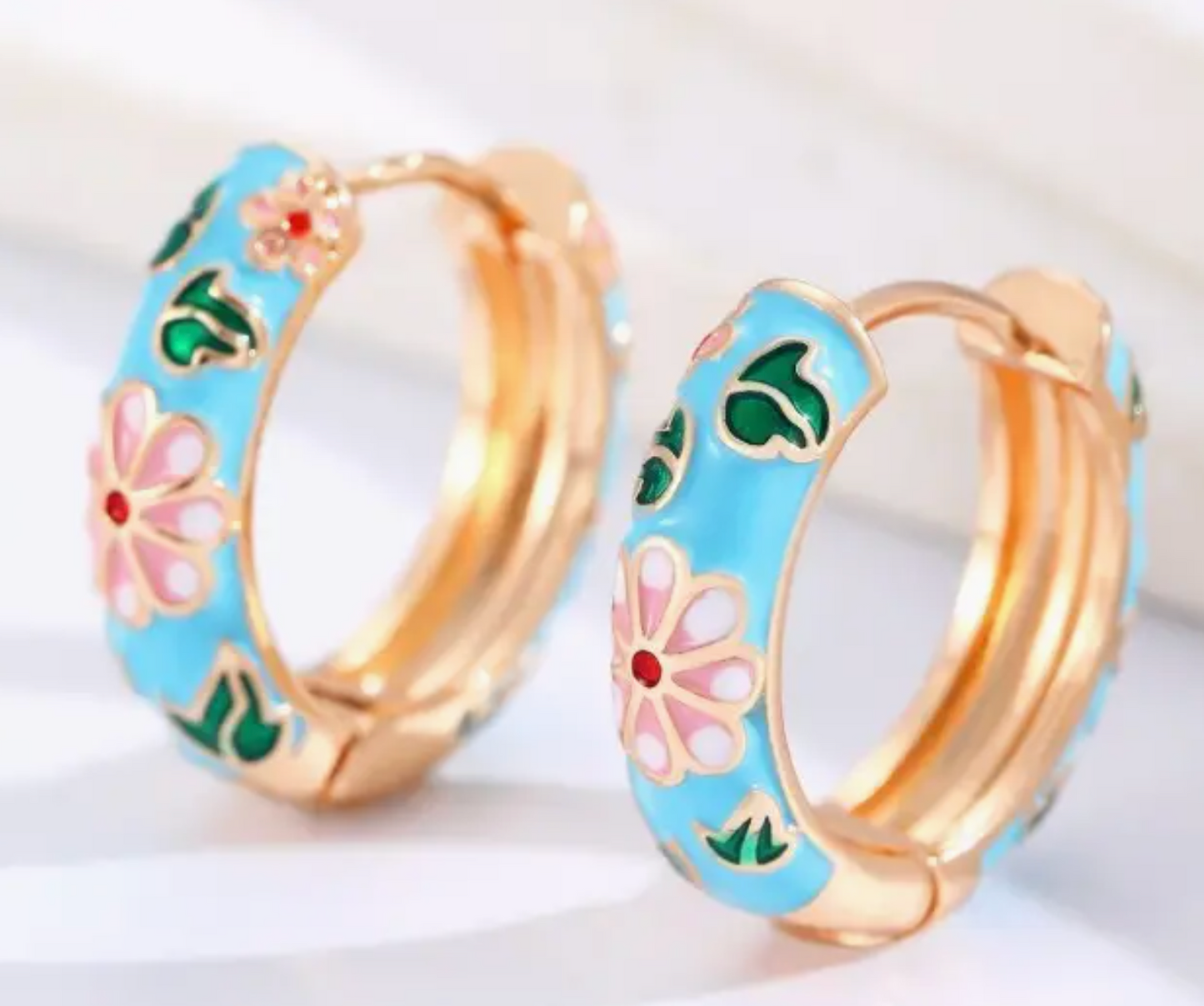 JOSSLYN ENAMEL HUGGIES