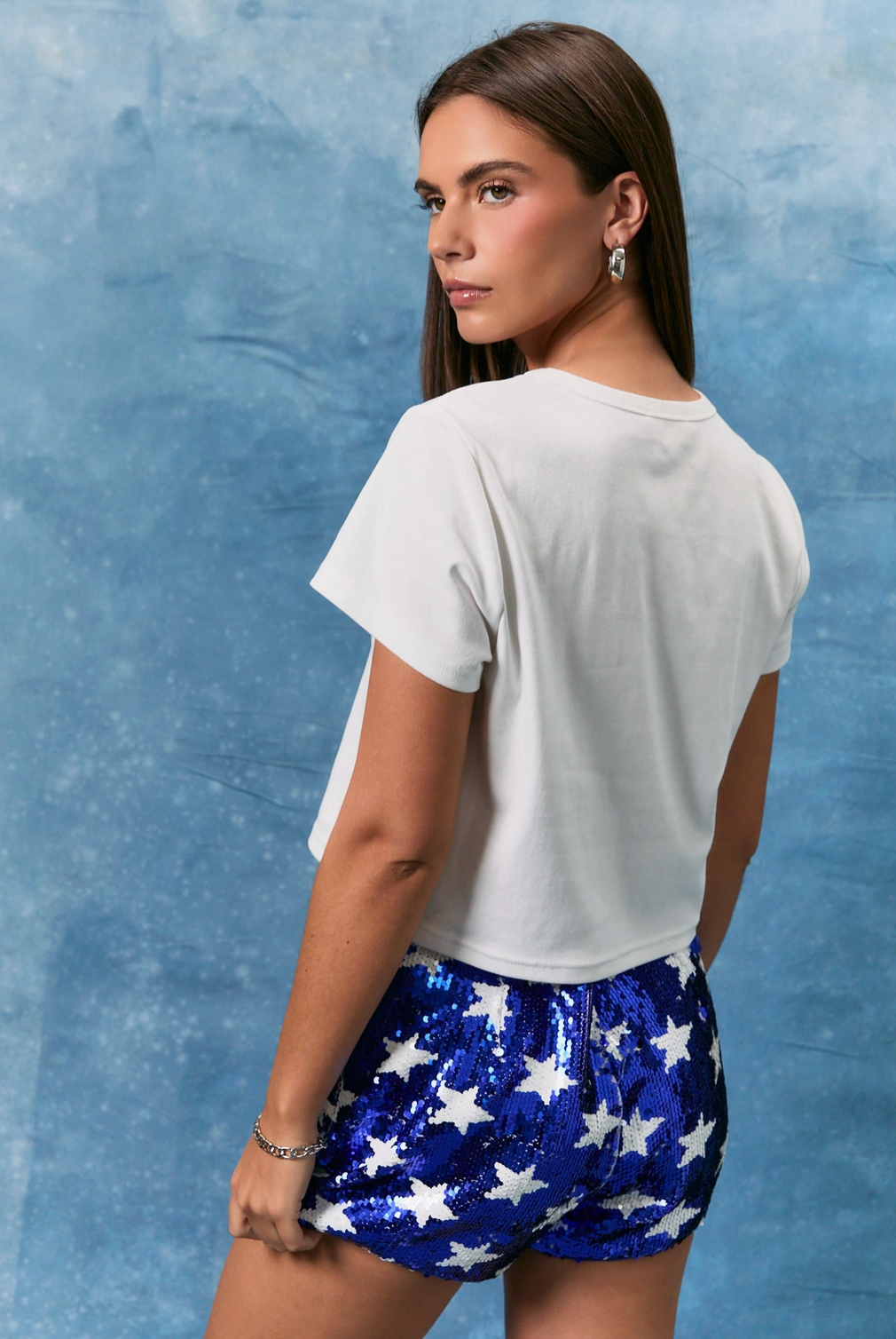 LE LIS EMBROIDERED USA BABY TEE