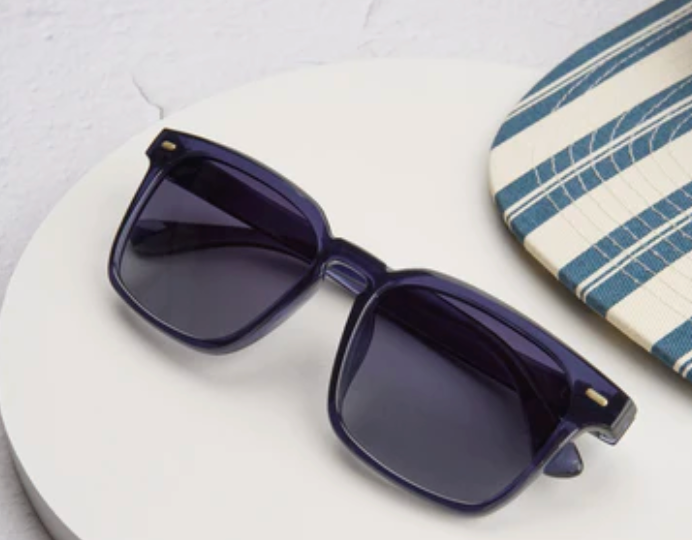PEEPERS SHASTA SUNGLASSES