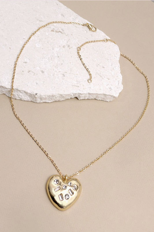 JOSSLYN RHINESTONE HEART PENDANT