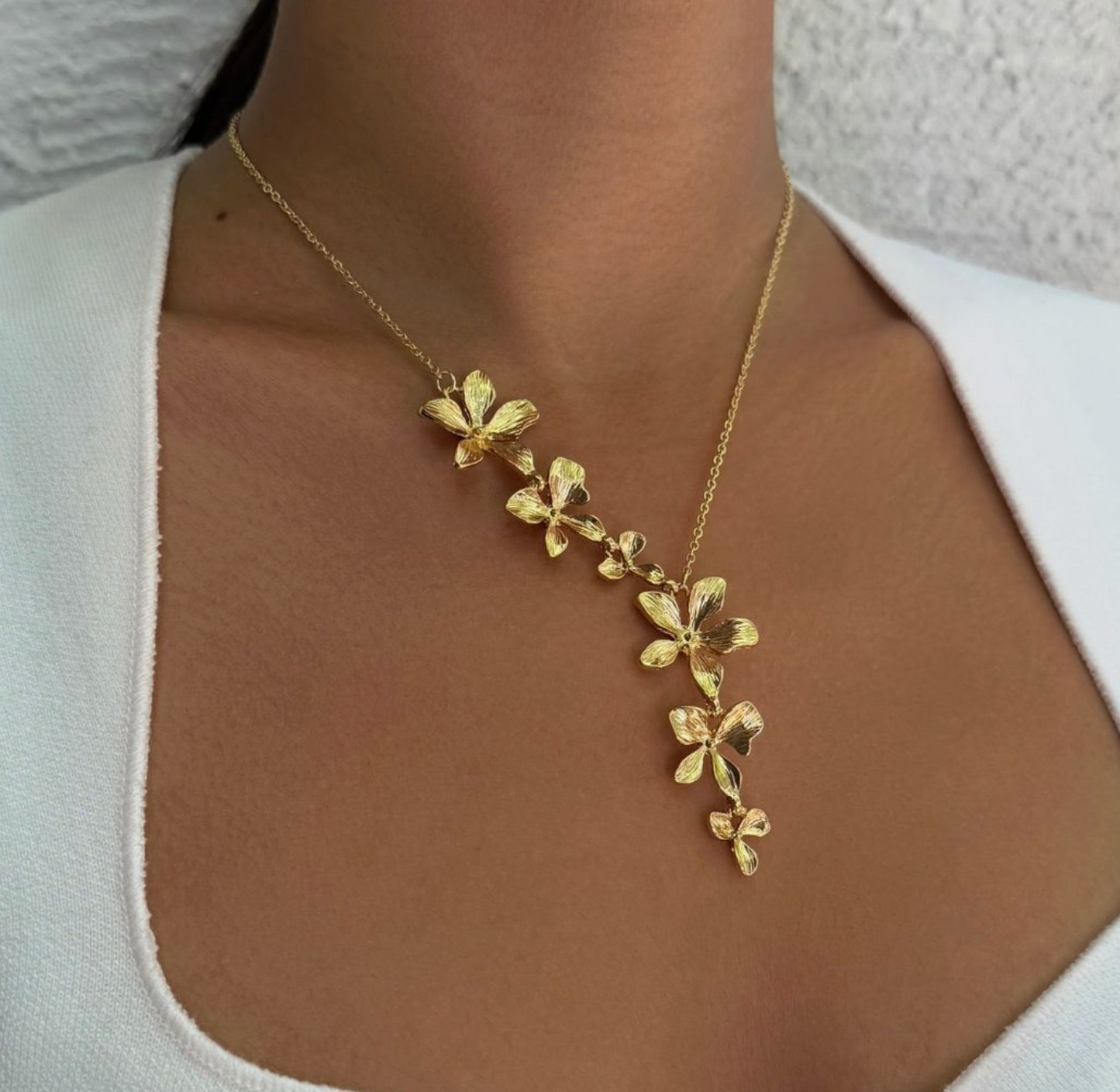 ADORNIA FLORA NECKLACE