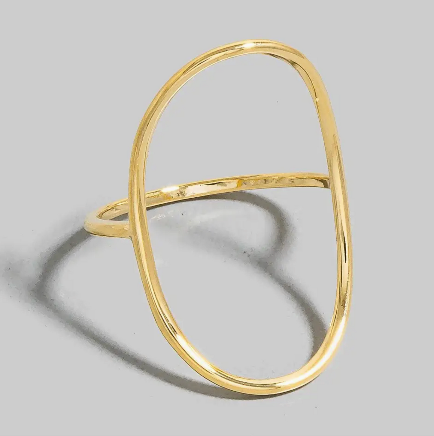 FAME CUT OUT CIRCLE RING