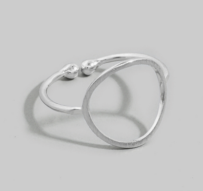 FAME SILVER CUT OUT RING