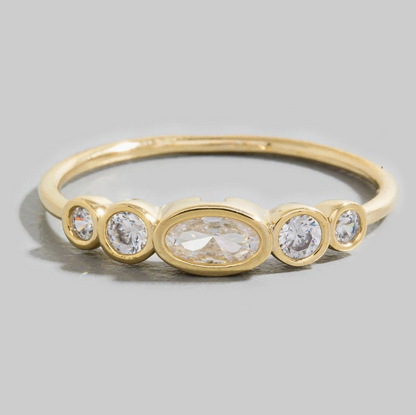 FAME OVAL RING