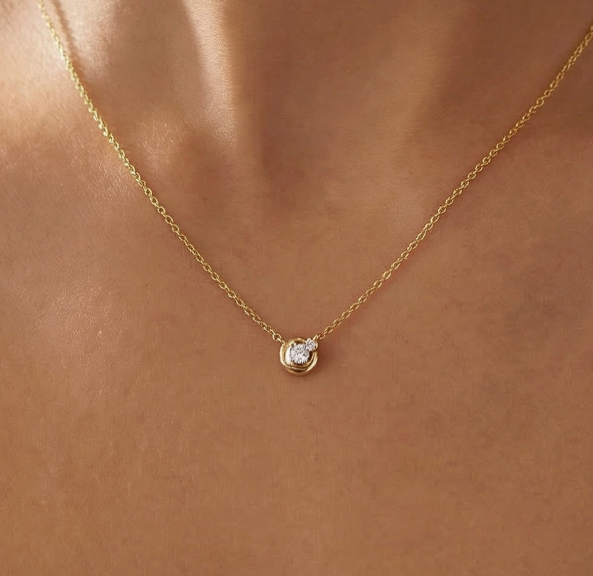 ANARCHY STEET MOON NECKLACE