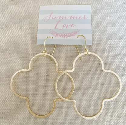 SUMMER LOVE OPEN CLOVER EARRINGS