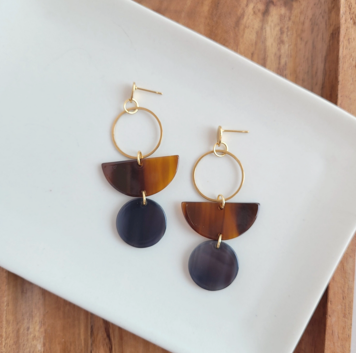 SPIFFY & SPLENDID WREN EARRINGS