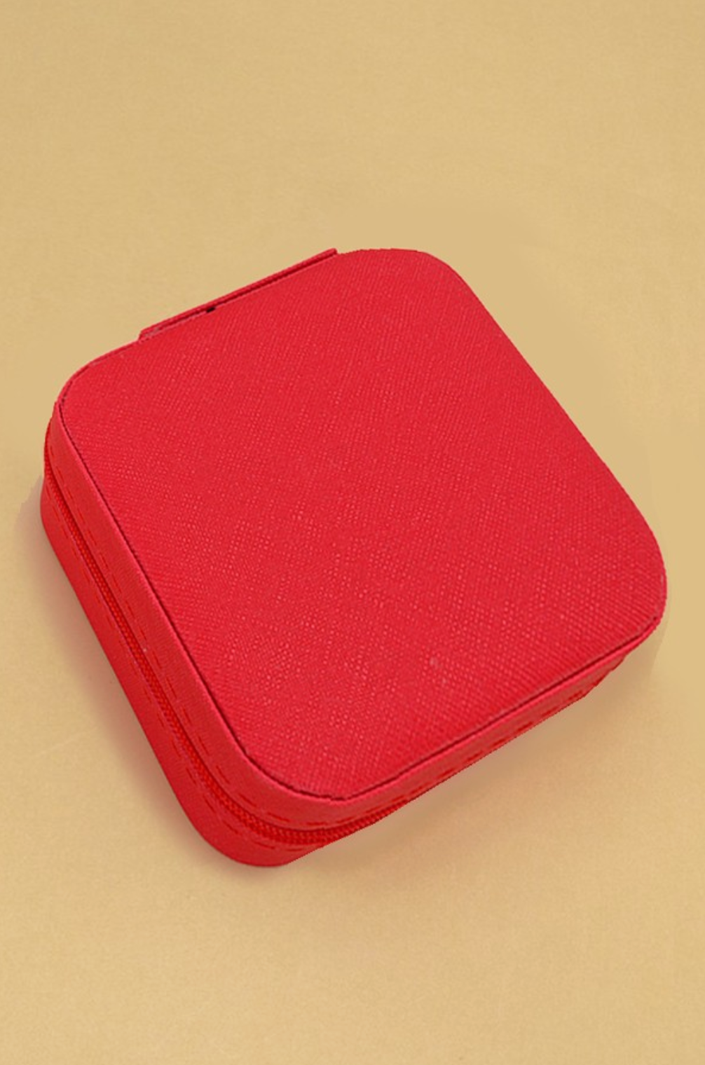 JOSSLYN RED HEARTS JEWELRY CASE