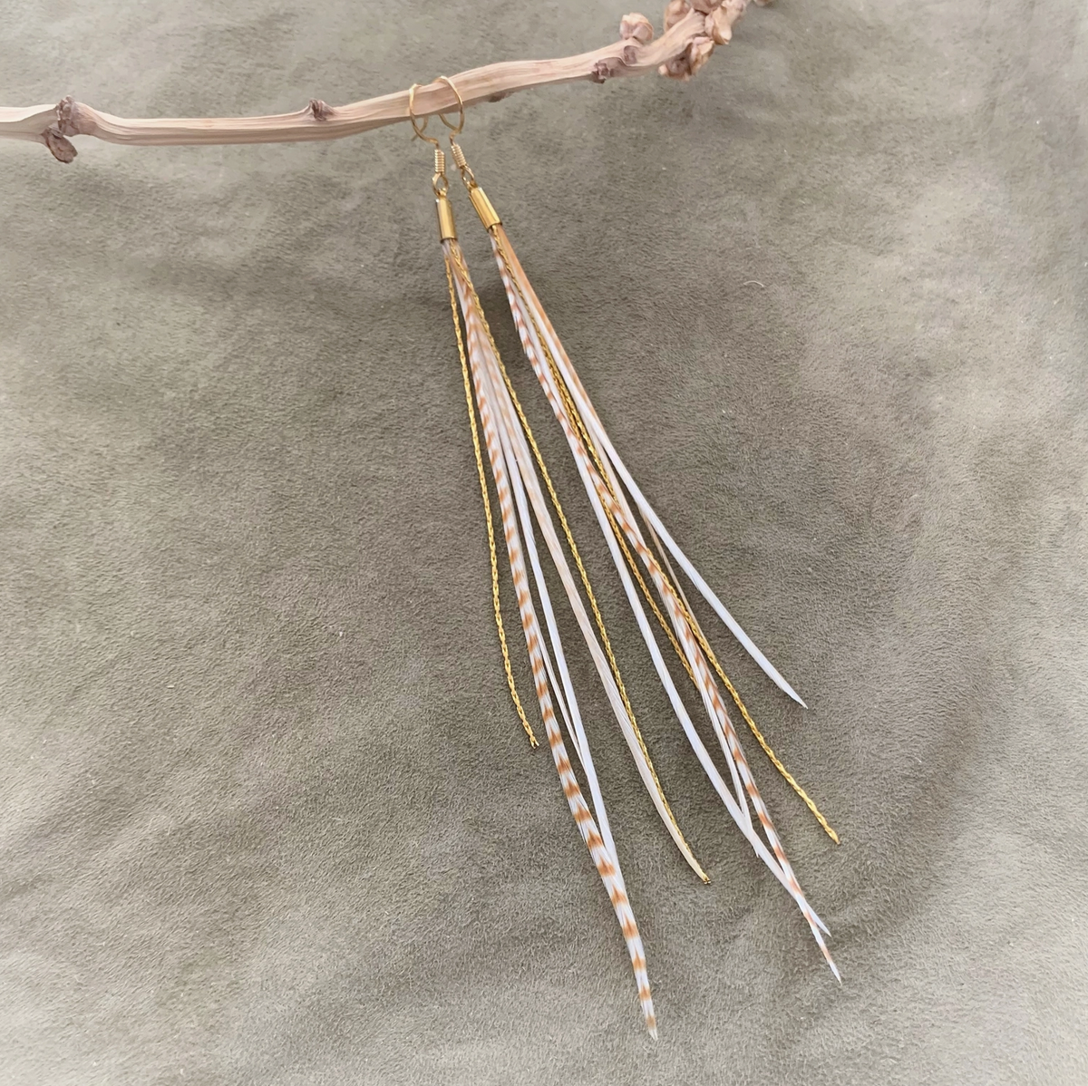 ASTALI FEATHER EARRINGS