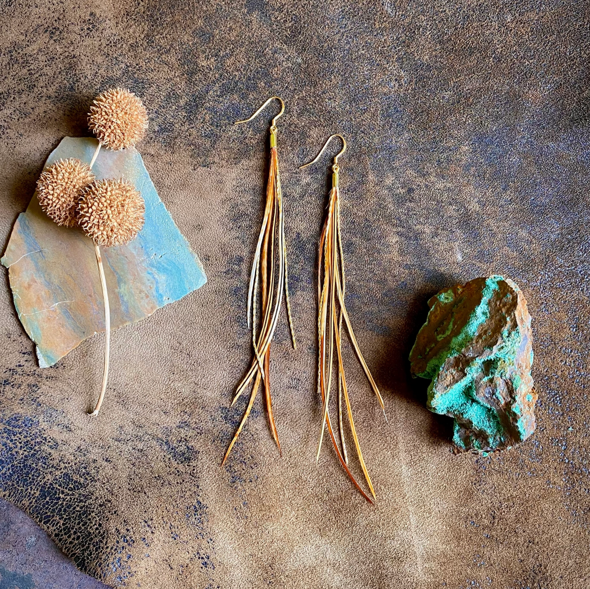 ASTALI FEATHER EARRINGS