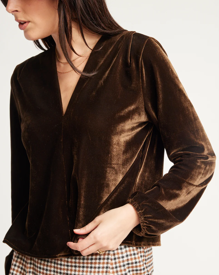 SELF CONTRAST BLAKELY V NECK BLOUSE