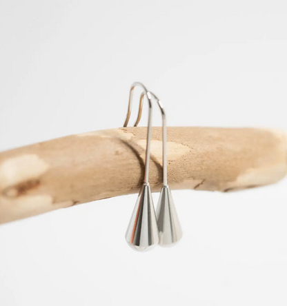 WJW DROP EARRINGS