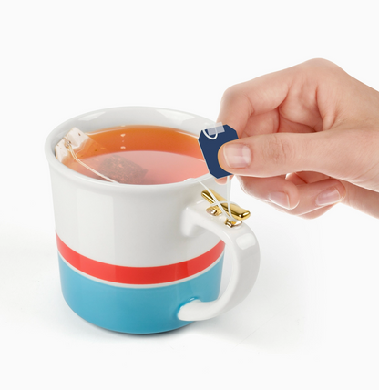 FRED TIED TEA MUG