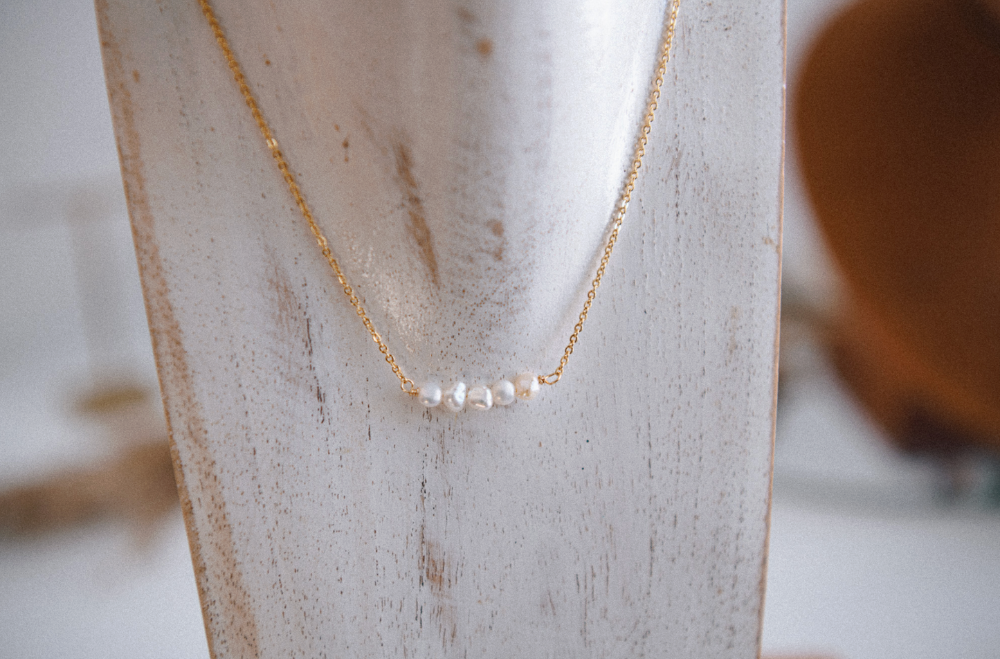 CECELIA DESIGNS JEWELRY PEARL BAR NECKLACE