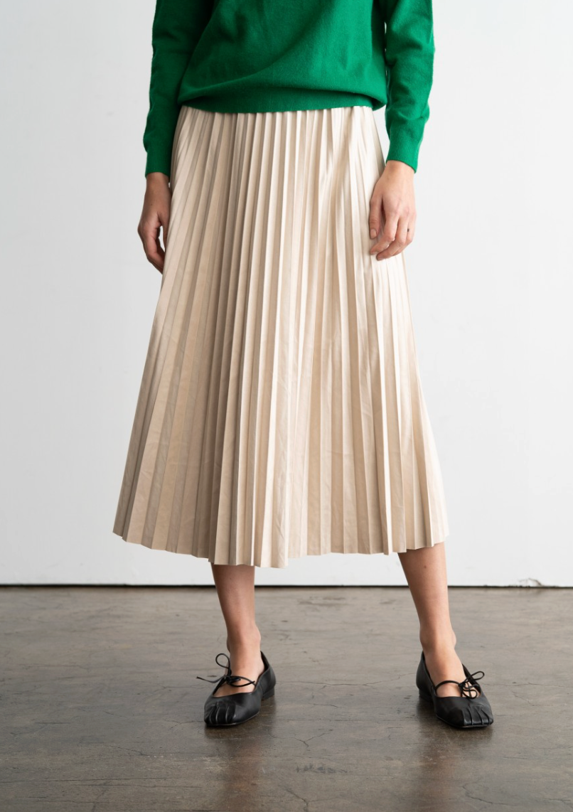 ELLE GREY PLEATED MIDI SKIRT