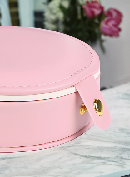 1 THE WOMAN JEWELRY CASE