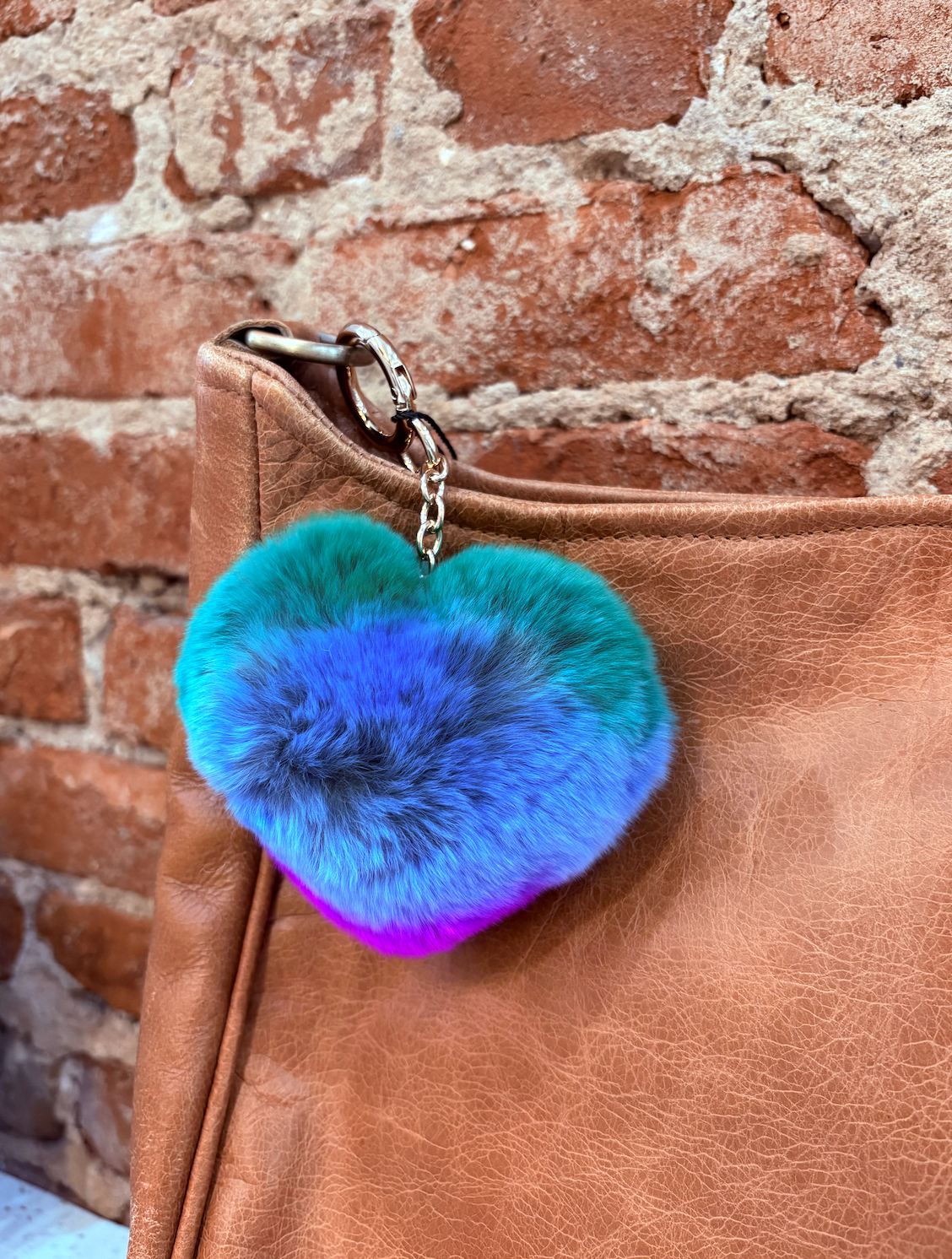 LINDA RICHARDS POM HEART BAG CHARMS