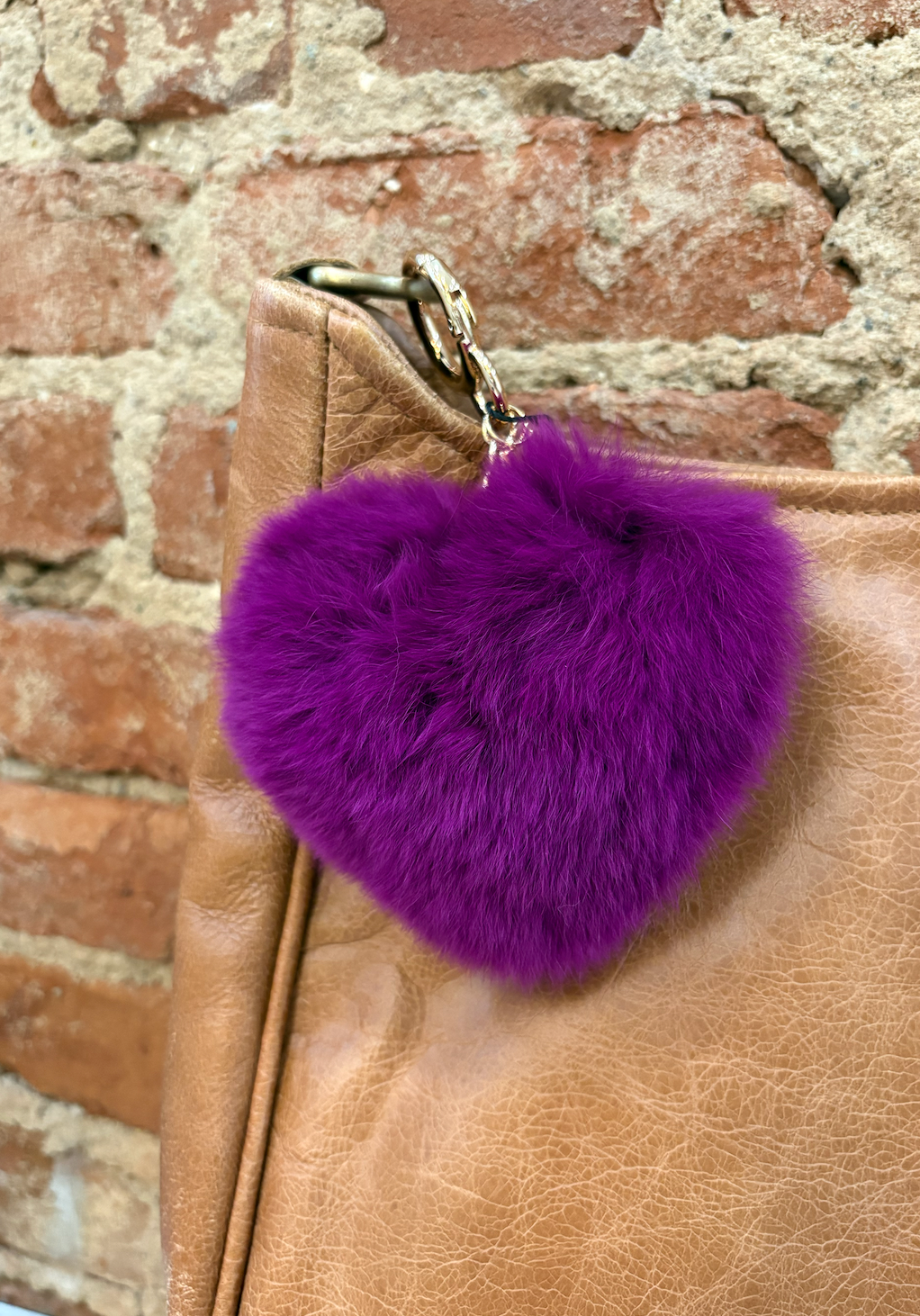 LINDA RICHARDS POM HEART BAG CHARMS