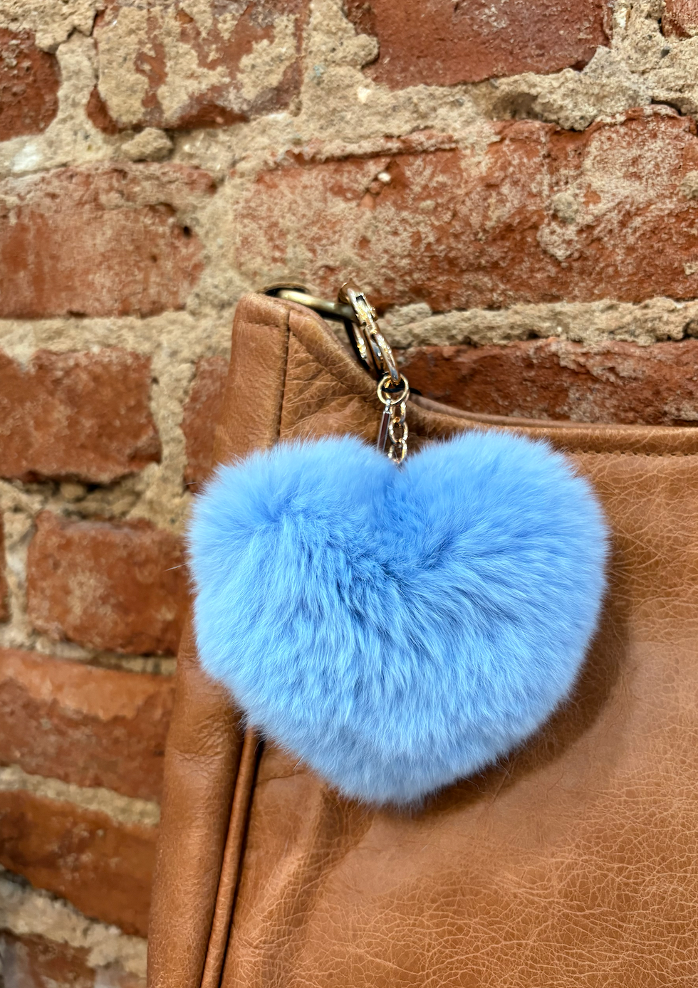 LINDA RICHARDS POM HEART BAG CHARMS