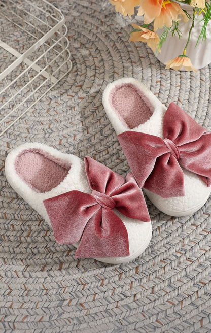 1 THE WOMAN BOW SLIPPERS