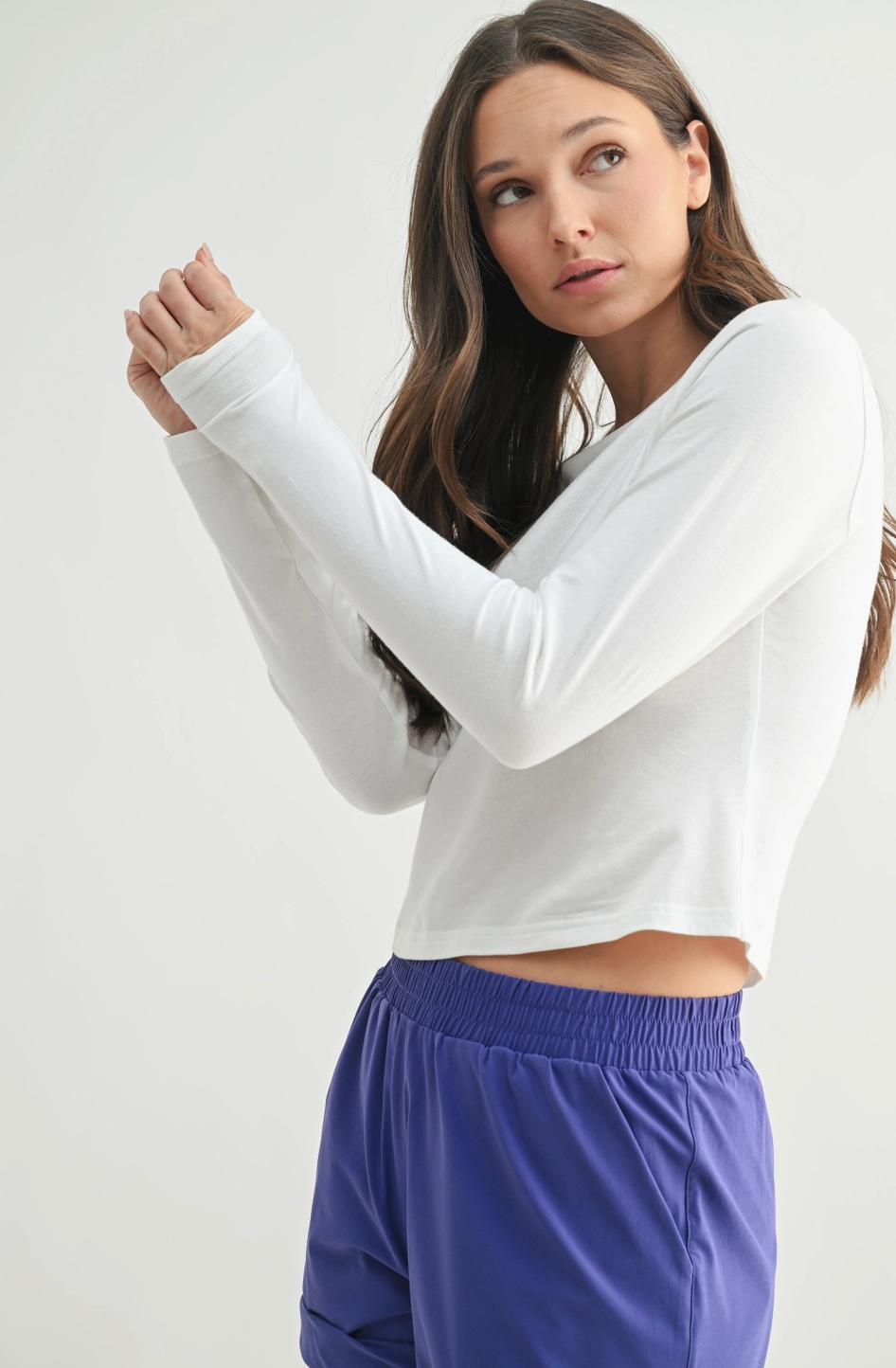 MONO B GO-TO LONG SLEEVE CROP