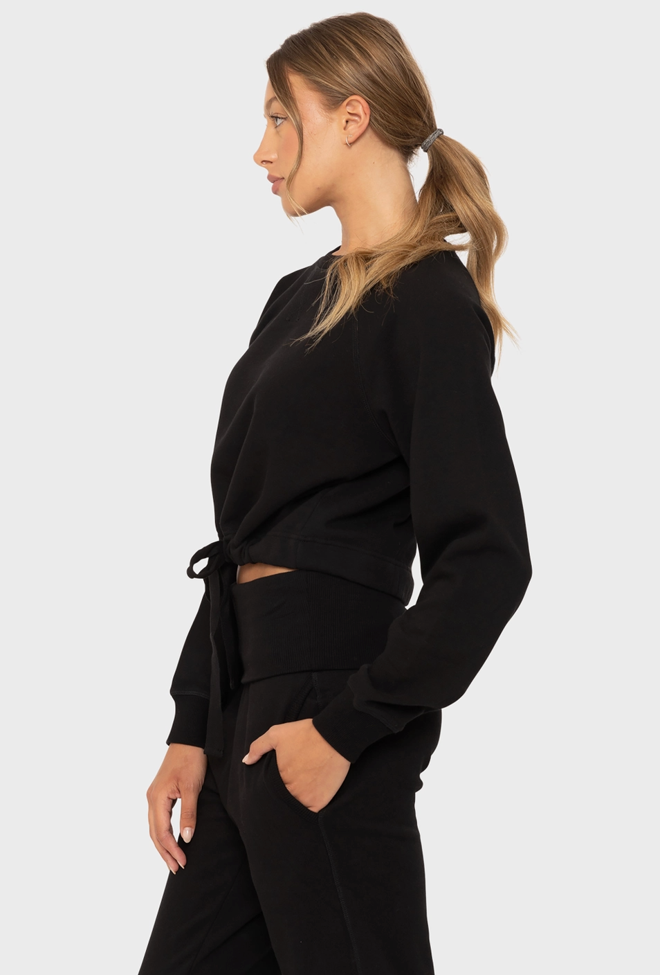 MONO B TIED UP CREWNECK