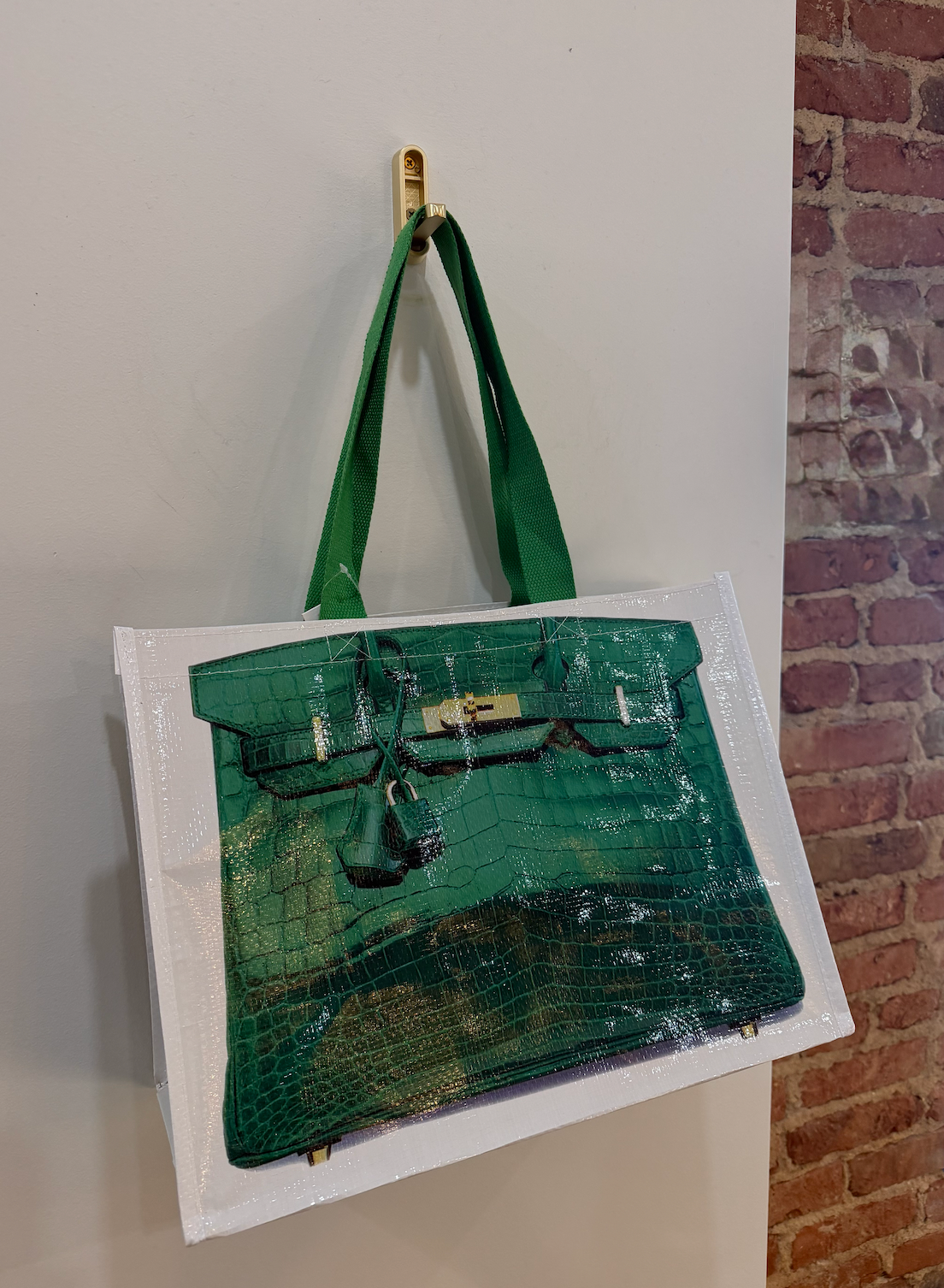 MACRAE LUXEY SHOPPERS