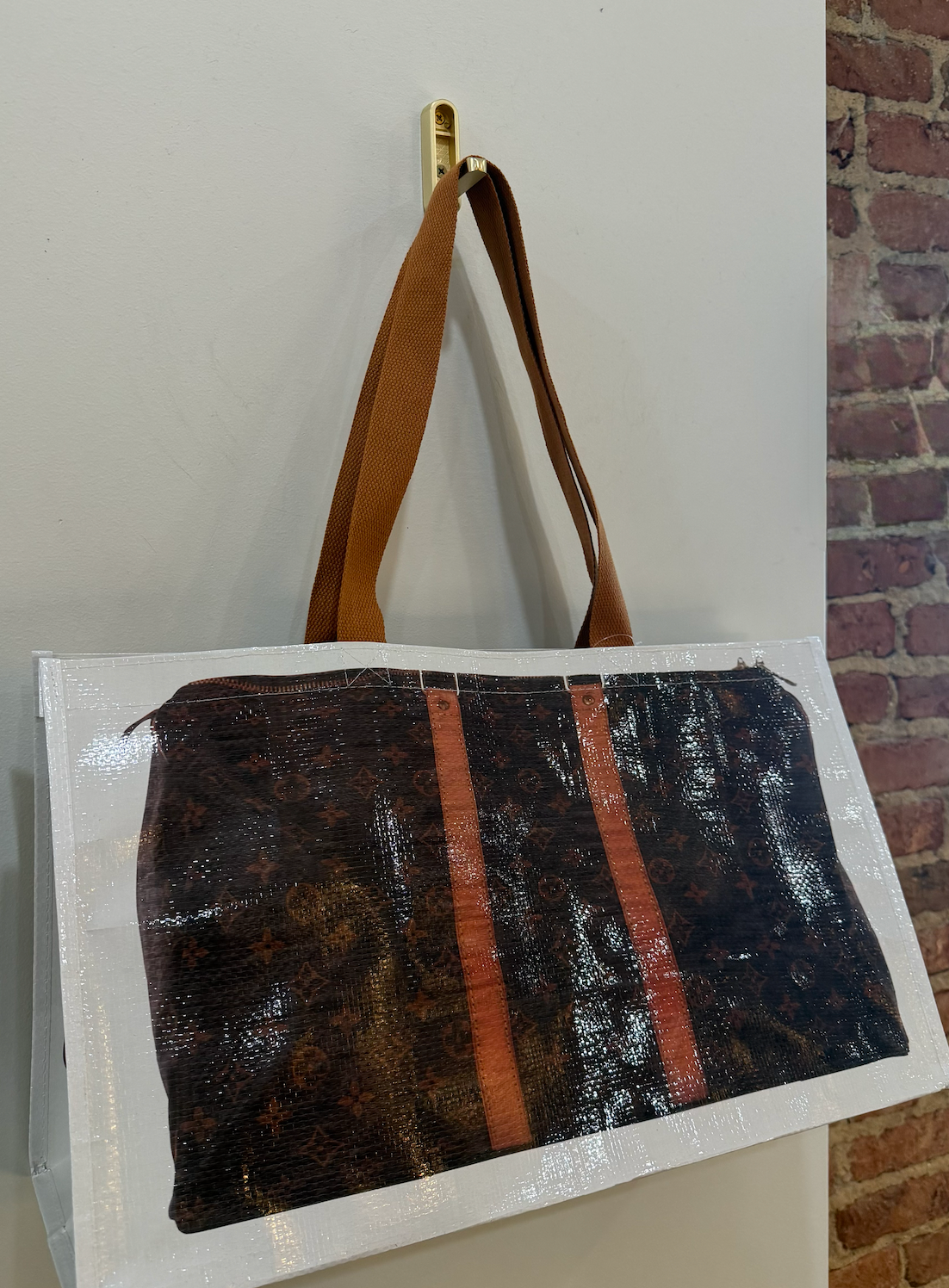 MACRAE LUXEY SHOPPERS