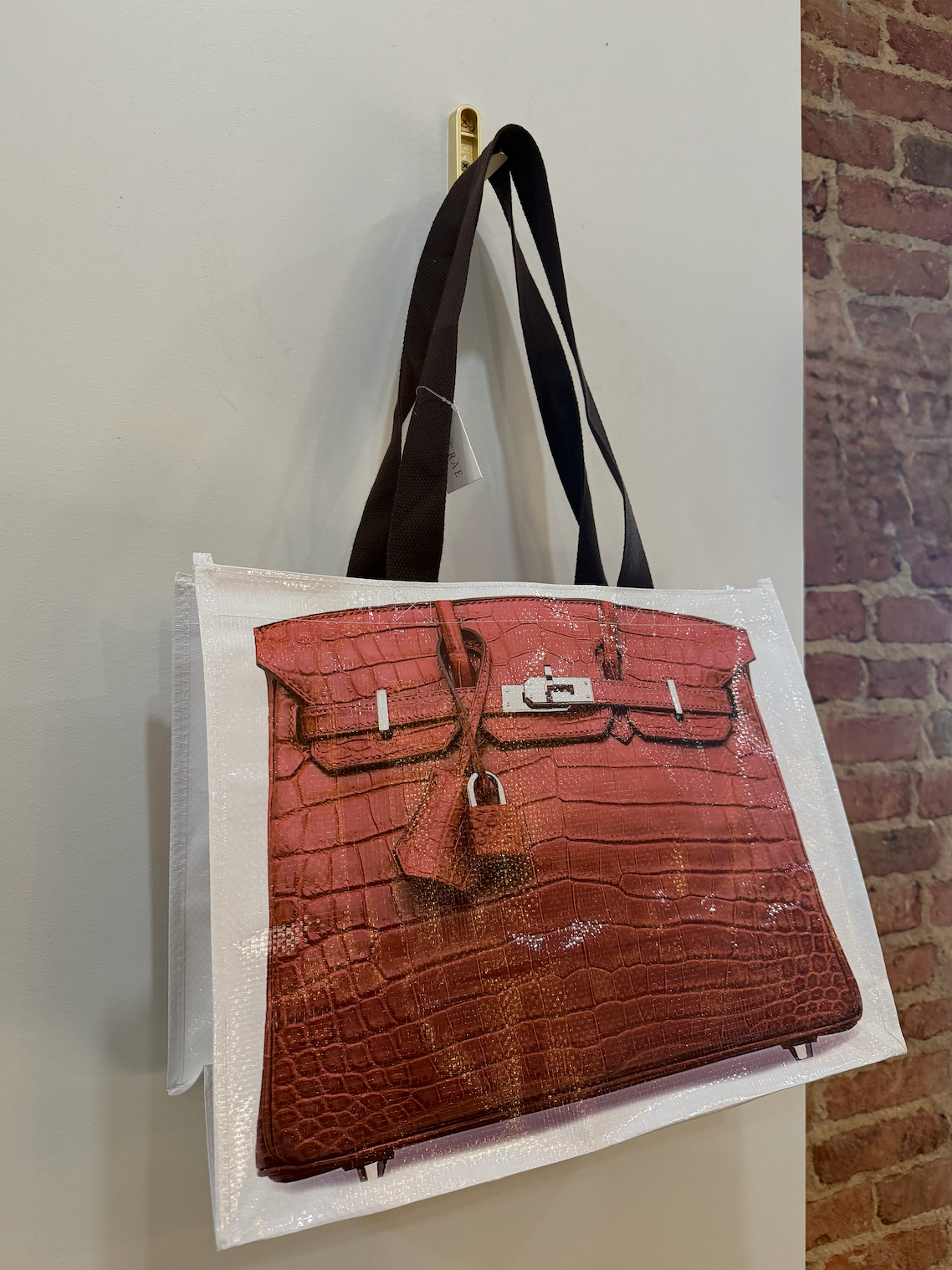 MACRAE LUXEY SHOPPERS