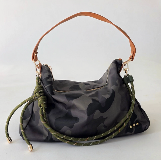 PRETTY SIMPLE NIKKI NYLON SHOULDER BAG
