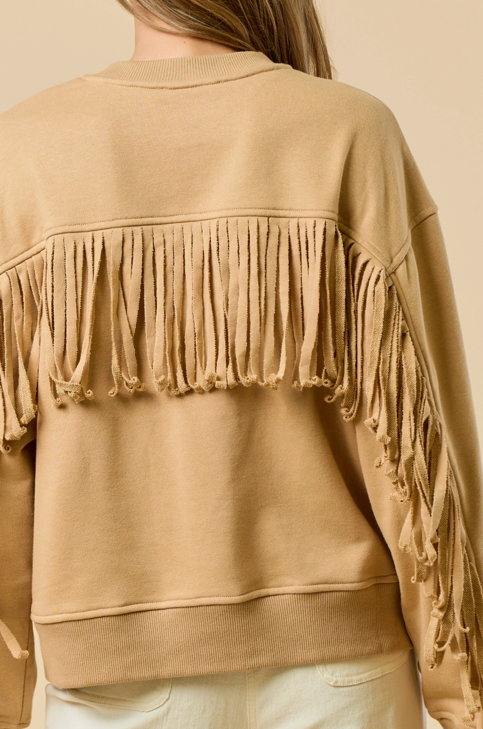LALAVON WILLIE FRINGE CREW NECK