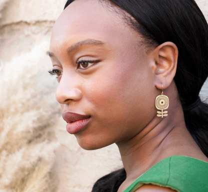 PETER + JUNE GOLDEN HOUR DNAGLE EARRINGS