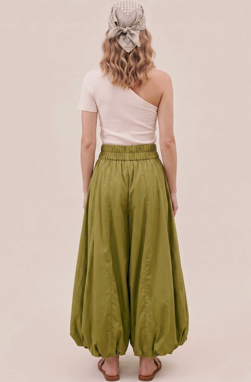 IVE OLIVE YOU BALLOON PANTS