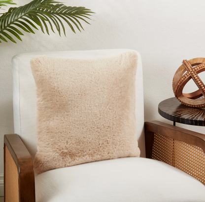 SARO LIFESTYLE FLUFFY THROW PILLOW