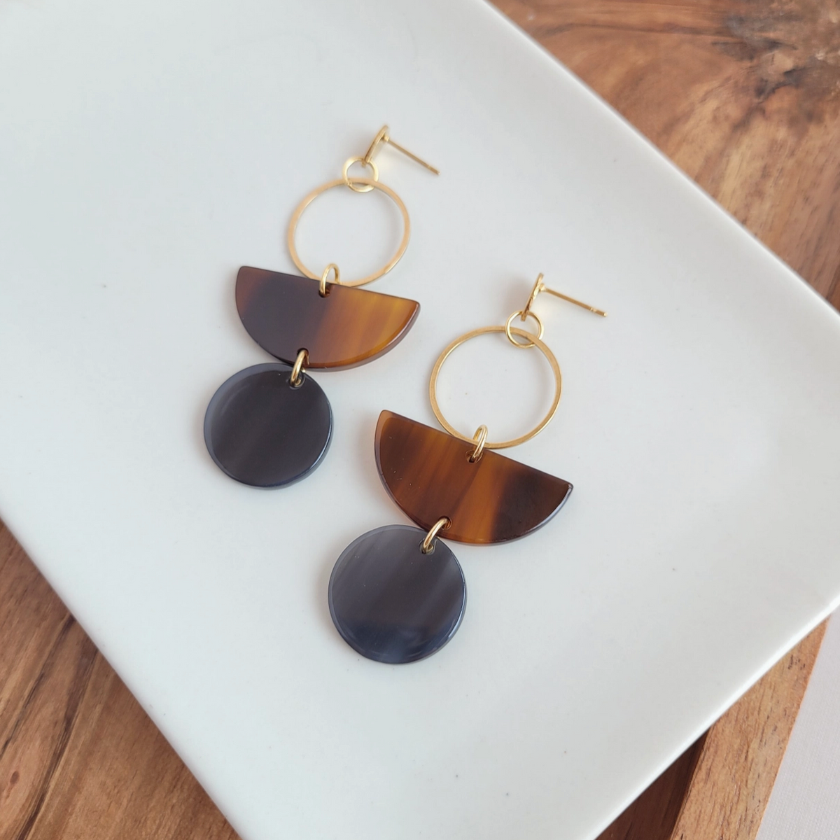 SPIFFY & SPLENDID WREN EARRINGS