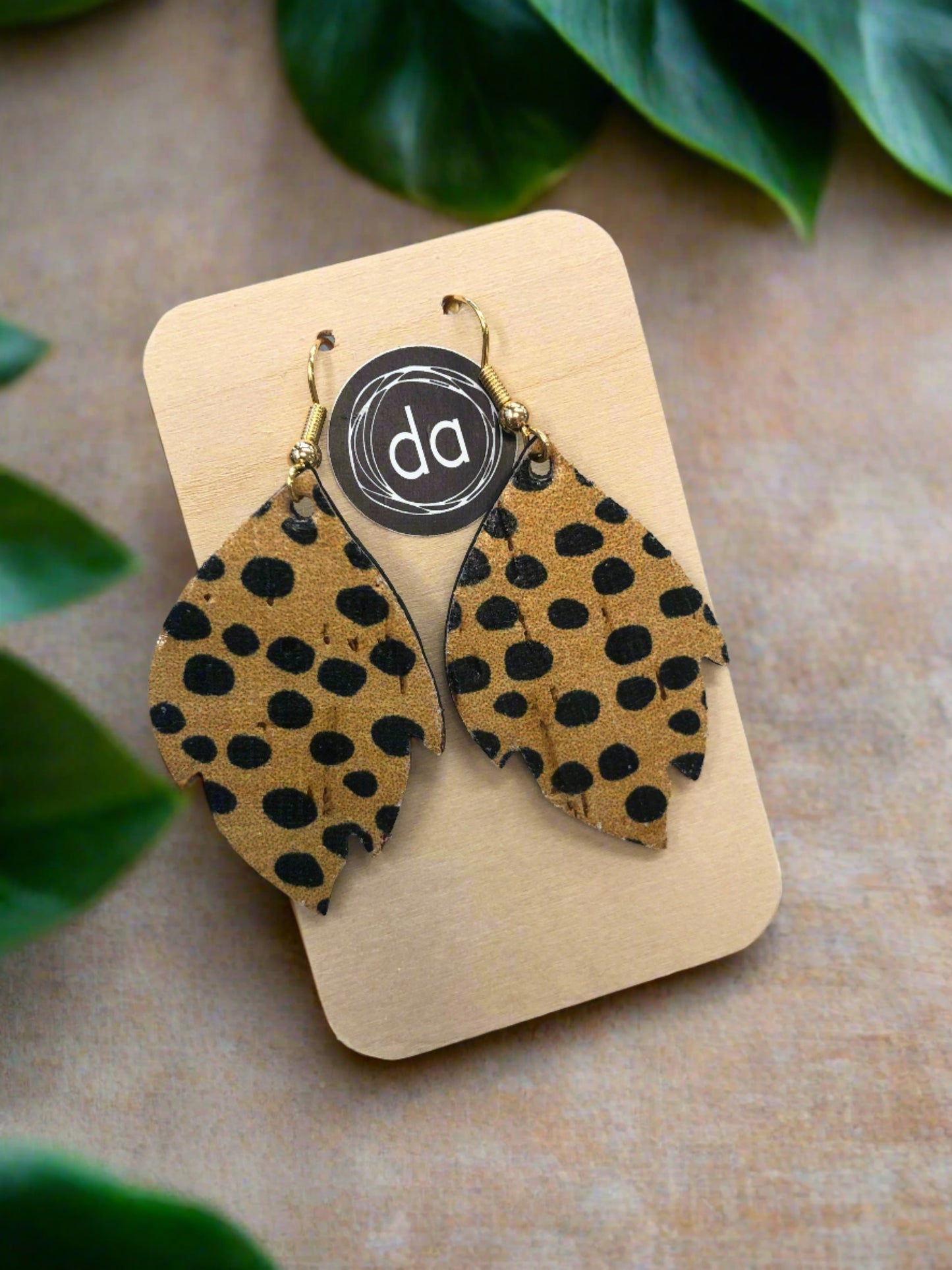 DEER ADDIE LEAF EARRING