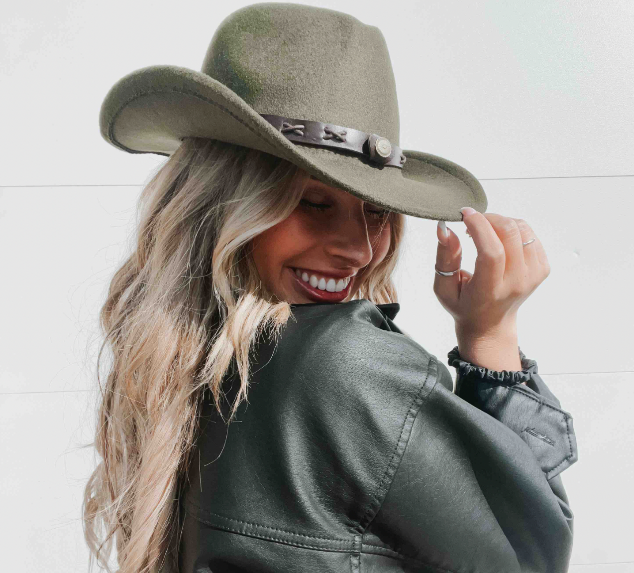 PRETTY SIMPLE RODEO RANCHER HAT