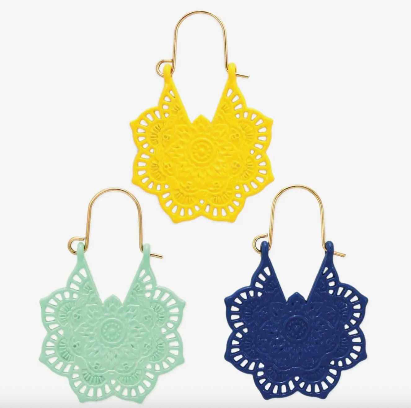 ZAD SUMMER SHADES MANDELA HOOP EARRING